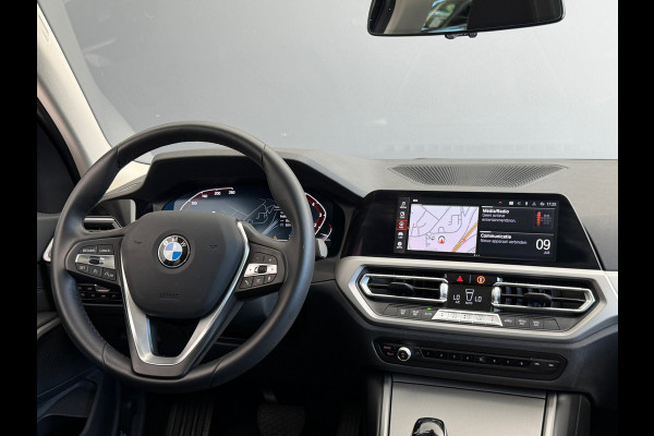 BMW 3-serie 320i BNS Edit Navi|Sportstoelen|Apple Carplay|Dealer Onderhouden