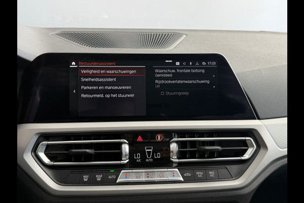BMW 3-serie 320i BNS Edit Navi|Sportstoelen|Apple Carplay|Dealer Onderhouden