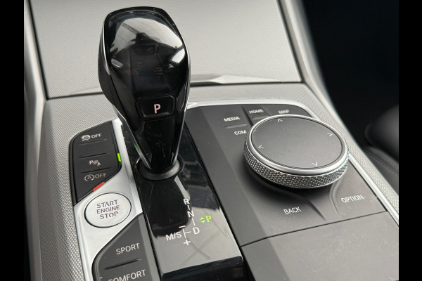 BMW 3-serie 320i BNS Edit Navi|Sportstoelen|Apple Carplay|Dealer Onderhouden