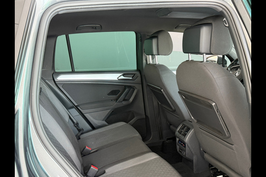 Volkswagen Tiguan 1.5 TSI 150PK DSG R-Line Navi|LED|ACC