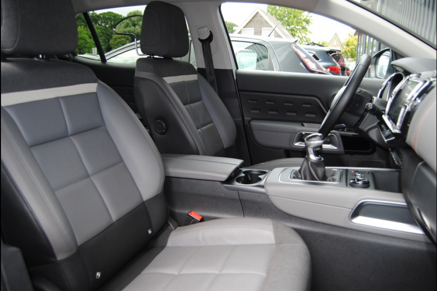 Citroën C5 Aircross 1.2 PureTech Shine \\ Apple carplay