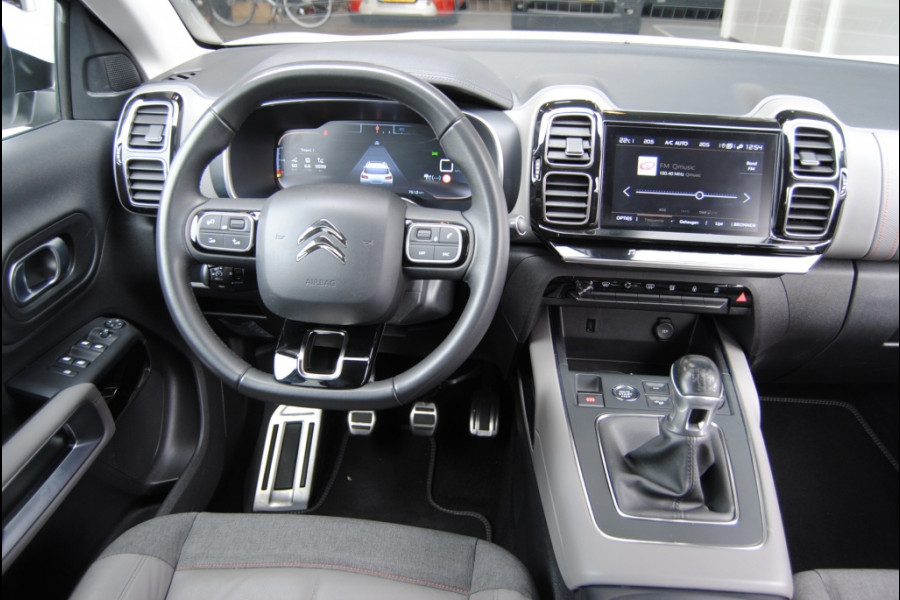 Citroën C5 Aircross 1.2 PureTech Shine \\ Apple carplay
