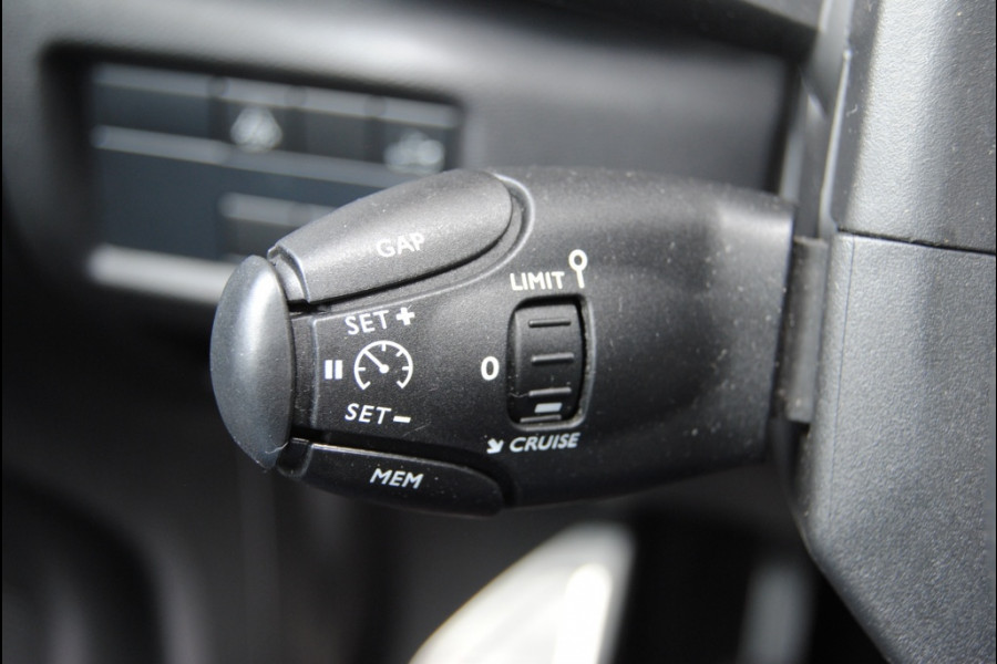 Citroën C5 Aircross 1.2 PureTech Shine \\ Apple carplay