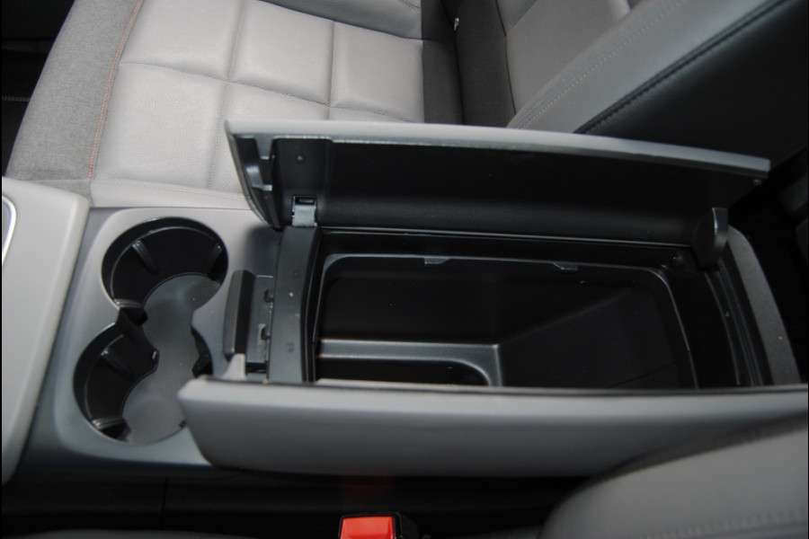 Citroën C5 Aircross 1.2 PureTech Shine \\ Apple carplay