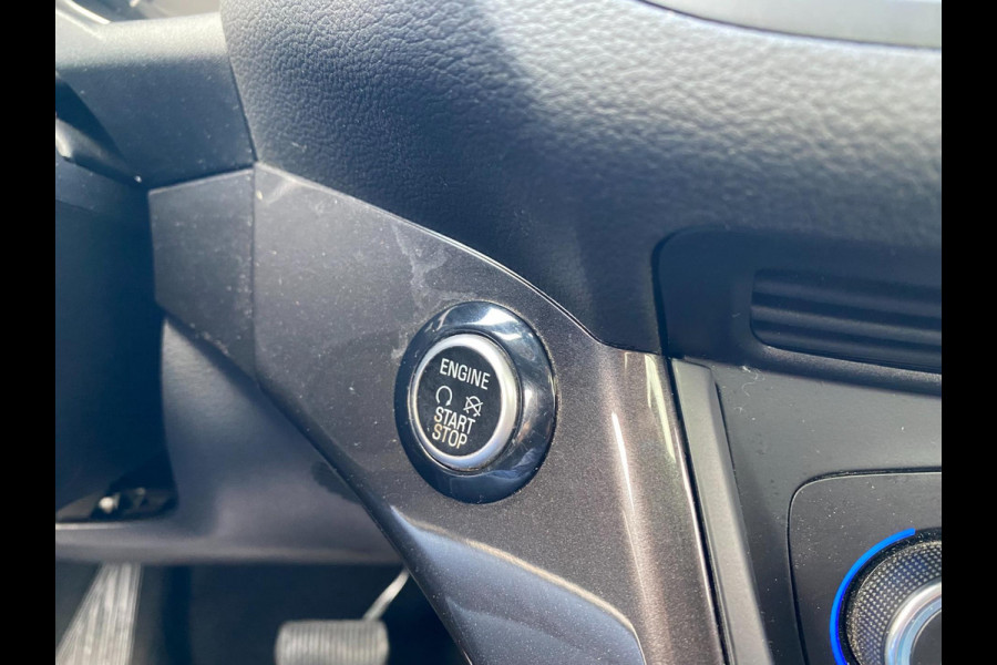 Ford C-MAX 1.5 Titanium|Automaat|Panorama|Carplay|Navigatie|Cruise|Camera|Clima|Stoelverw|Trekhaak|Keyless-go