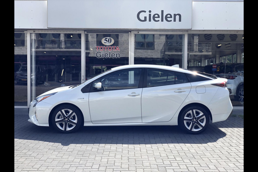 Toyota Prius 1.8 Full Hybrid Dynamic Plus | JBL, Navigatie, Parkeersensoren, Dodehoekherkenning, Head up display, Stoelverwarming