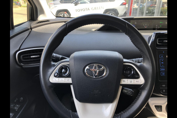 Toyota Prius 1.8 Full Hybrid Dynamic Plus | JBL, Navigatie, Parkeersensoren, Dodehoekherkenning, Head up display, Stoelverwarming