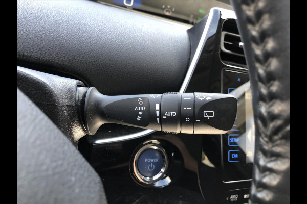 Toyota Prius 1.8 Full Hybrid Dynamic Plus | JBL, Navigatie, Parkeersensoren, Dodehoekherkenning, Head up display, Stoelverwarming