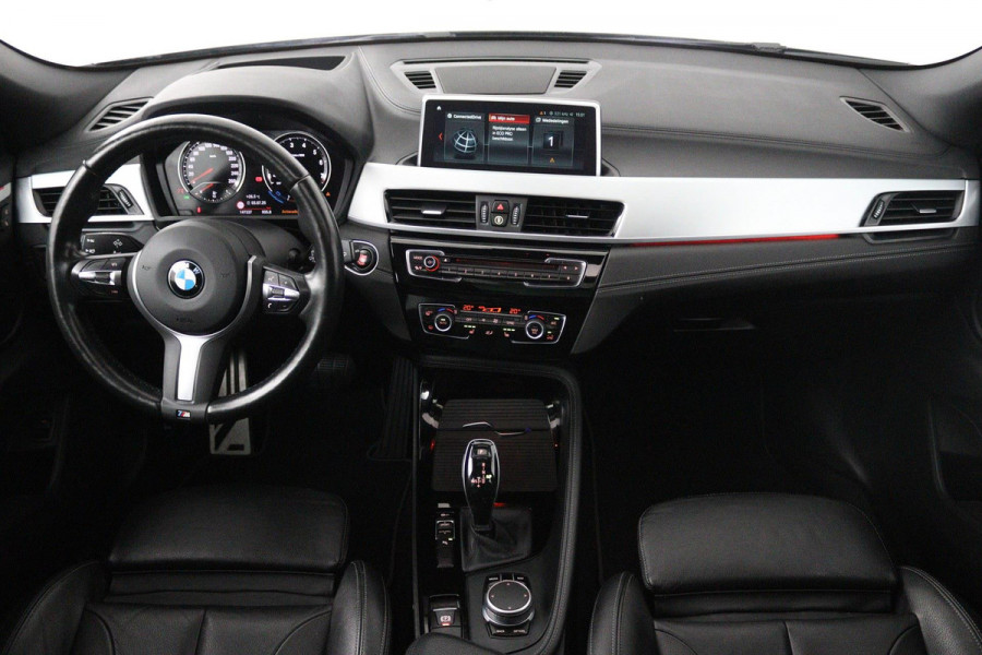 BMW X2 SDrive18i High Executive M-pakket X (NL-auto, Dealer onderH, Panorama, Camera, Head-up, Leer, Navi Pro, Etc)
