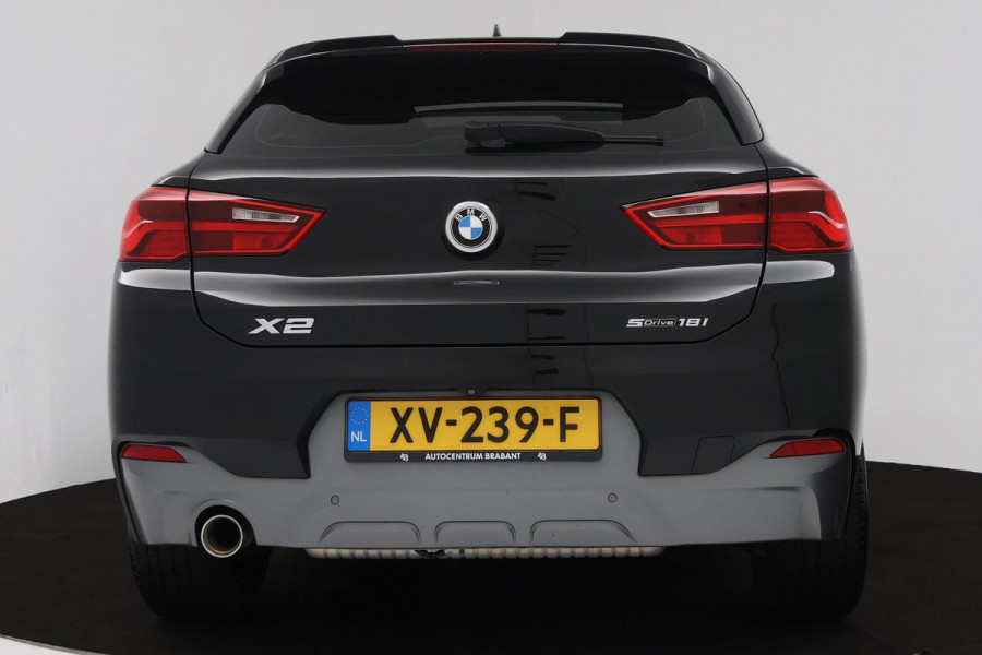 BMW X2 SDrive18i High Executive M-pakket X (NL-auto, Dealer onderH, Panorama, Camera, Head-up, Leer, Navi Pro, Etc)