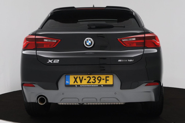 BMW X2 SDrive18i High Executive M-pakket X (NL-auto, Dealer onderH, Panorama, Camera, Head-up, Leer, Navi Pro, Etc)