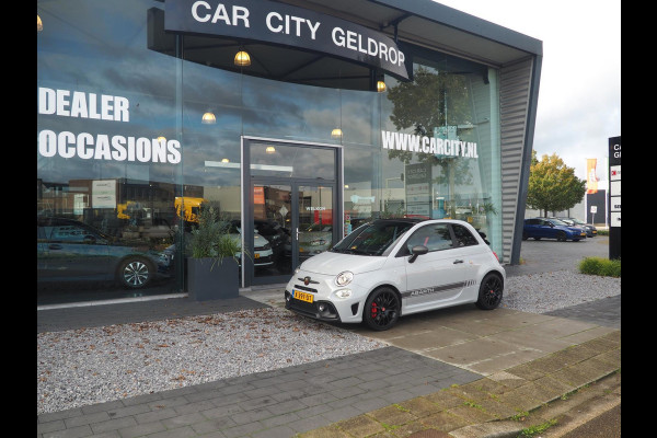 Abarth 595C 1.4 T-Jet 180PK Competizione / Brembo / Carbon / Carplay / Navi / DAB+ / Sabelt / Climate control