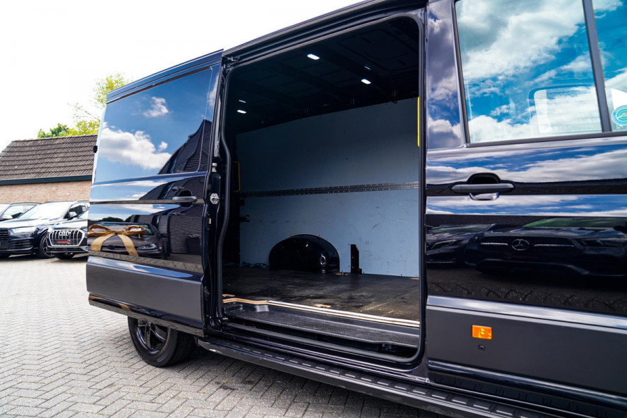 MAN TGE 35 2.0 Standaard L3 Hoog | Massage | Luxe Leder |178PK | Camera | Stoel + Stuur verwarming | Adaptieve cruise | NAP | BTW