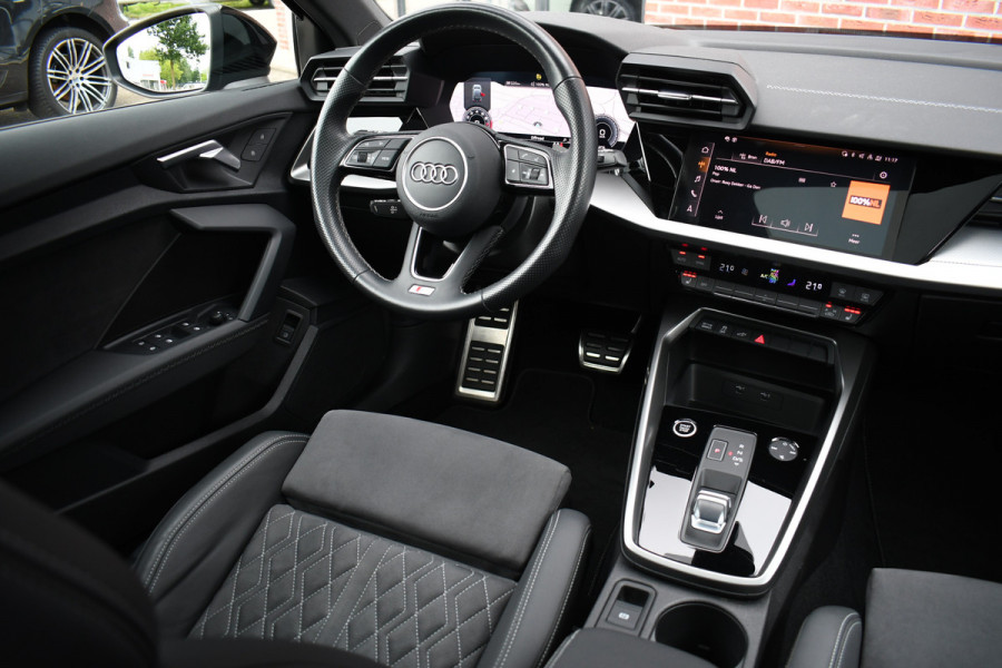 Audi A3 Sportback 40 TFSI e S-Line Pano 19inch Optic-black Carplay