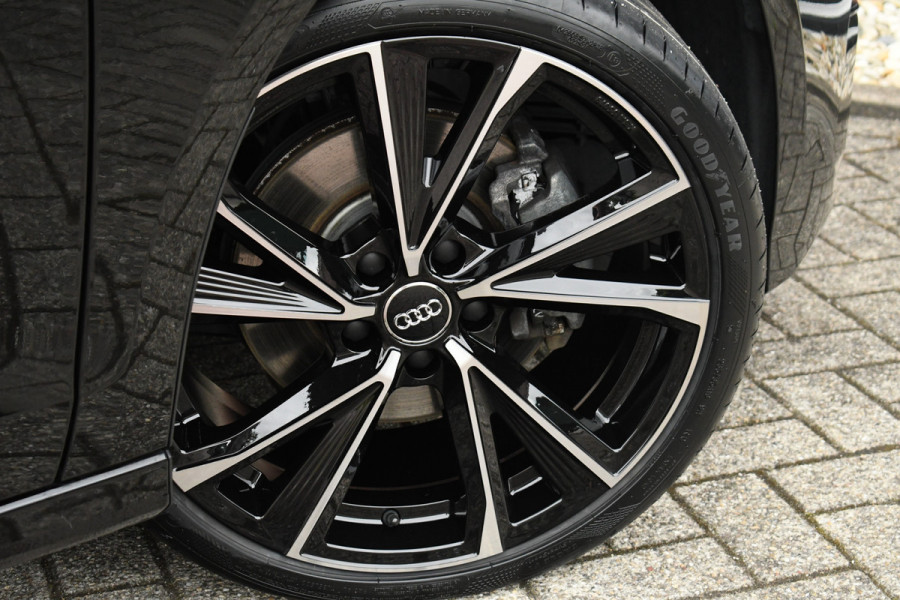 Audi A3 Sportback 40 TFSI e S-Line Pano 19inch Optic-black Carplay