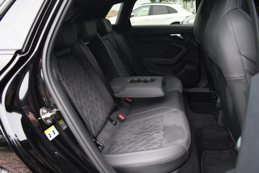 Audi A3 Sportback 40 TFSI e S-Line Pano 19inch Optic-black Carplay