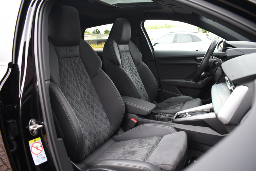 Audi A3 Sportback 40 TFSI e S-Line Pano 19inch Optic-black Carplay