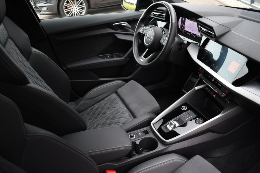 Audi A3 Sportback 40 TFSI e S-Line Pano 19inch Optic-black Carplay