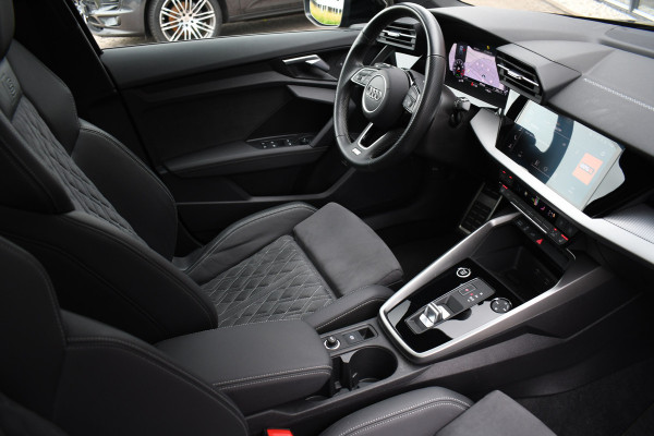 Audi A3 Sportback 40 TFSI e S-Line Pano 19inch Optic-black Carplay