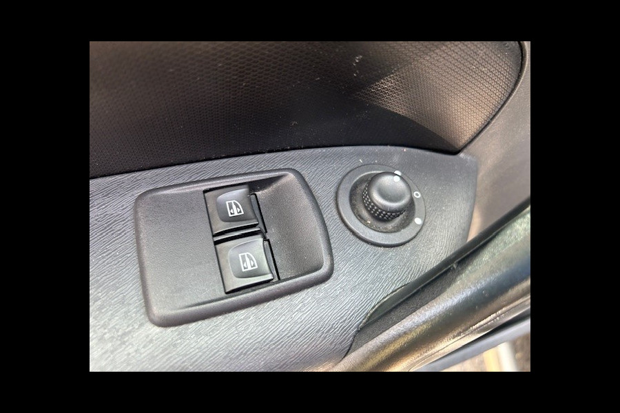 Renault Kangoo 1.5 dCi 90 Energy Comfort Maxi AIRCO I NAVI I CAMERA I PDC I COMLETE ONDERHOUDSHISTORIE I NW DISTRIBUTIE I 1e EIGENAAR