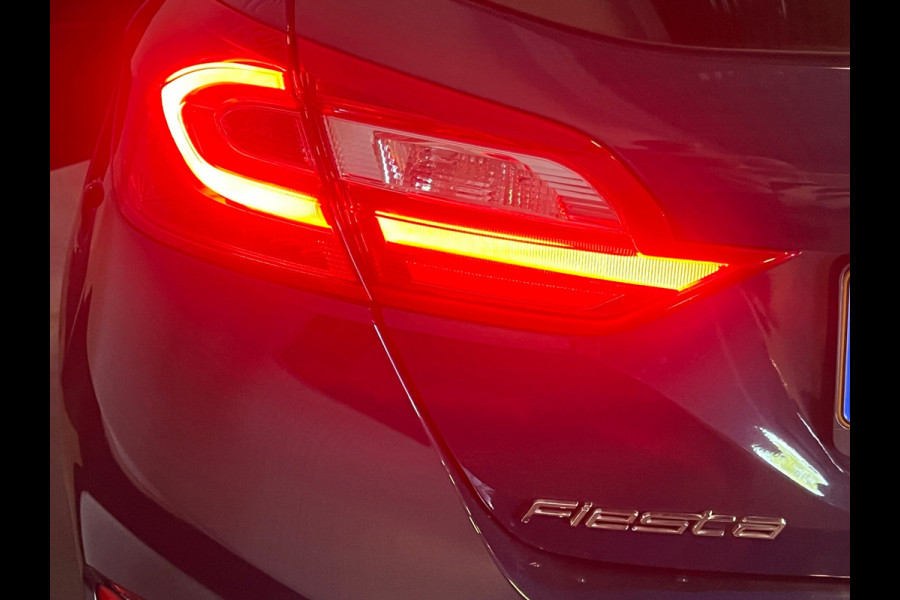 Ford Fiesta 1.0 EcoBoost Titanium|1e Eigenaar|Led|PDC|Carplay|Dealer Onderhouden
