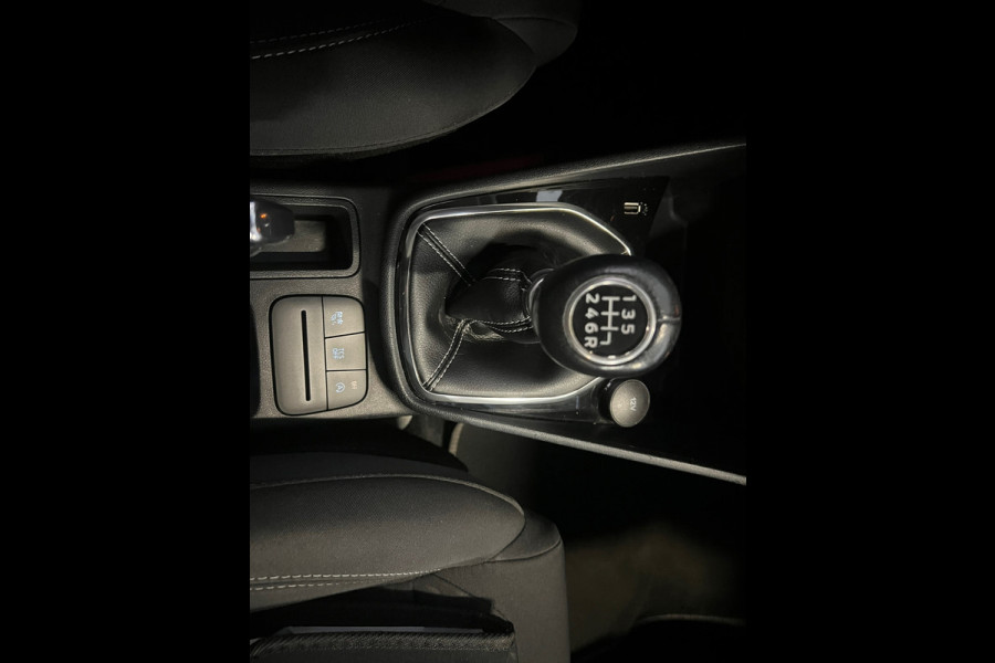 Ford Fiesta 1.0 EcoBoost Titanium|1e Eigenaar|Led|PDC|Carplay|Dealer Onderhouden