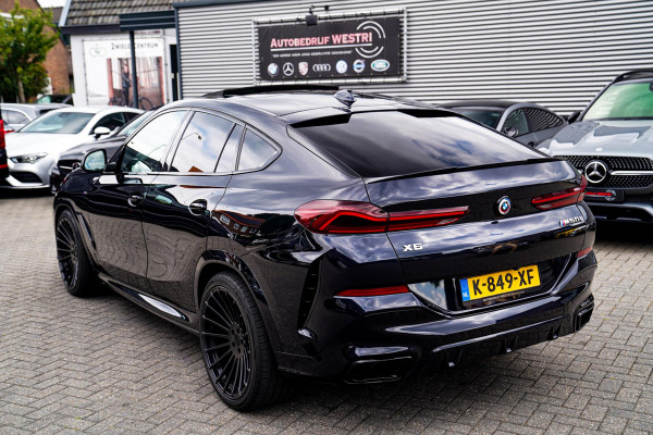BMW X6 M50i High Executive | Carbon inleg | Krystallen Pook | Harman/Kardon | X6M look | 360 | Uitlaatklep | BMW Drive Assisted |