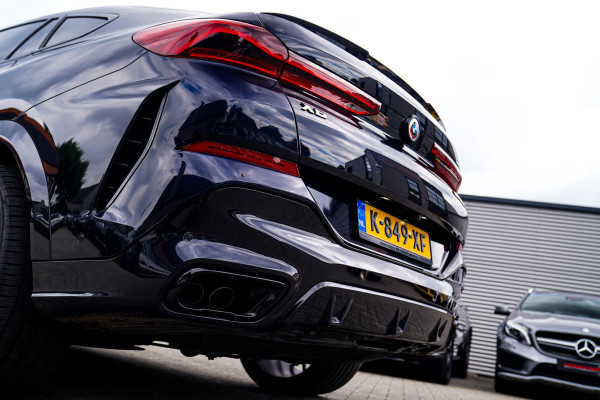 BMW X6 M50i High Executive | Carbon inleg | Krystallen Pook | Harman/Kardon | X6M look | 360 | Uitlaatklep | BMW Drive Assisted |