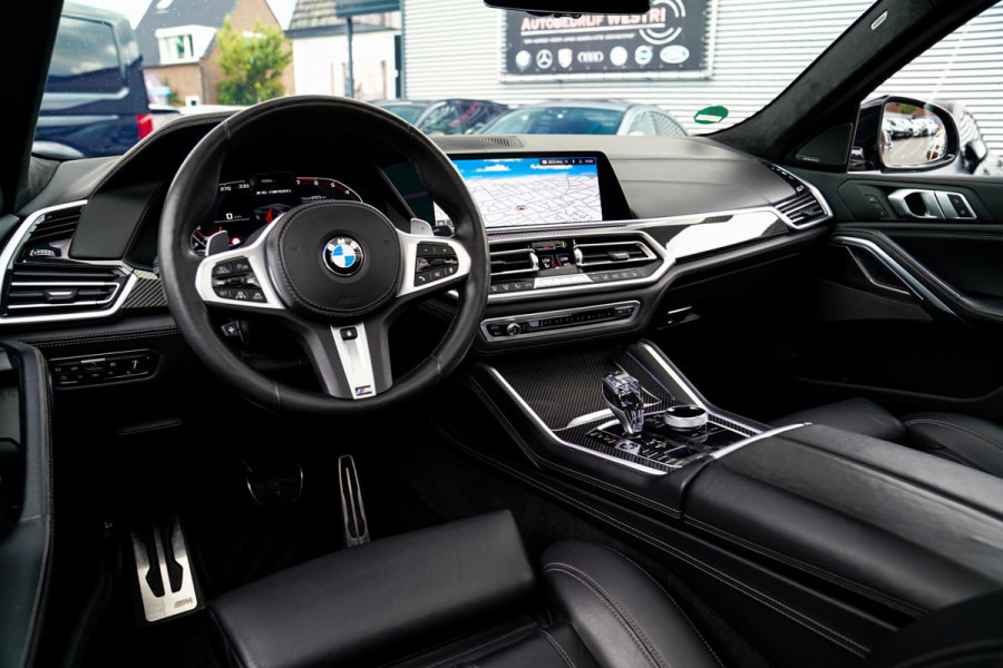 BMW X6 M50i High Executive | Carbon inleg | Krystallen Pook | Harman/Kardon | X6M look | 360 | Uitlaatklep | BMW Drive Assisted |