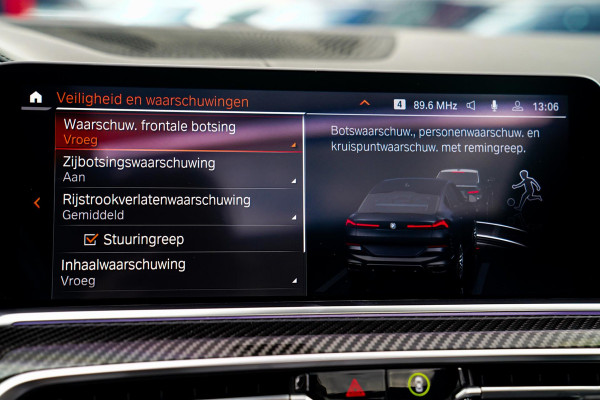 BMW X6 M50i High Executive | Carbon inleg | Krystallen Pook | Harman/Kardon | X6M look | 360 | Uitlaatklep | BMW Drive Assisted |