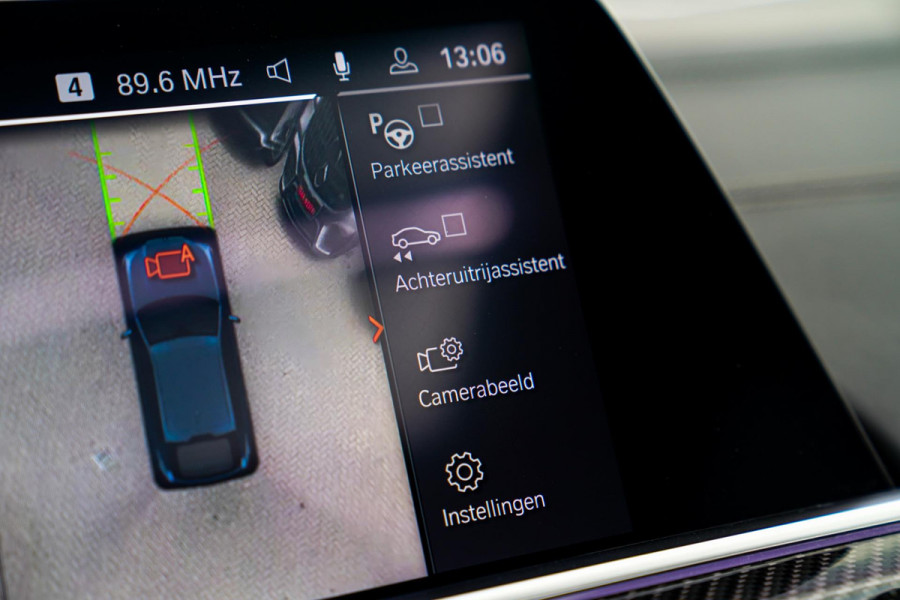 BMW X6 M50i High Executive | Carbon inleg | Krystallen Pook | Harman/Kardon | X6M look | 360 | Uitlaatklep | BMW Drive Assisted |