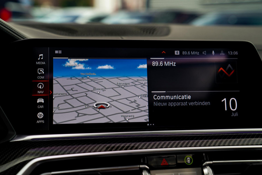 BMW X6 M50i High Executive | Carbon inleg | Krystallen Pook | Harman/Kardon | X6M look | 360 | Uitlaatklep | BMW Drive Assisted |