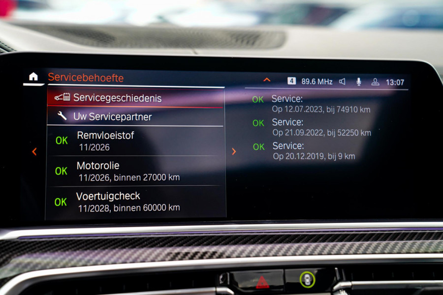 BMW X6 M50i High Executive | Carbon inleg | Krystallen Pook | Harman/Kardon | X6M look | 360 | Uitlaatklep | BMW Drive Assisted |