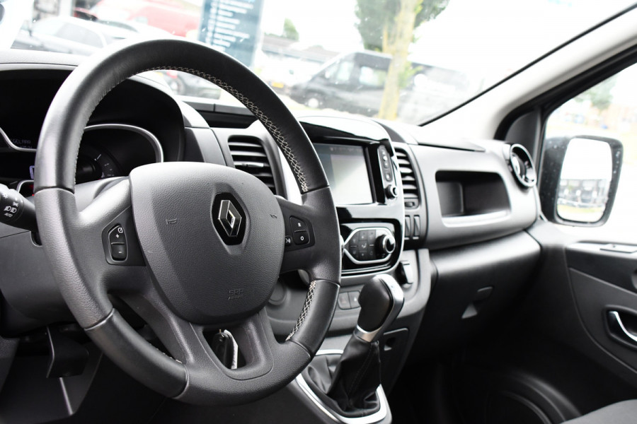 Renault Trafic 2.0 dCi 170 T29 L2H1 Luxe Cruise, Camera, Carplay, 170PK, Automaat, Trekhaak, LED, Trekhaak, Sensoren, Uniek!