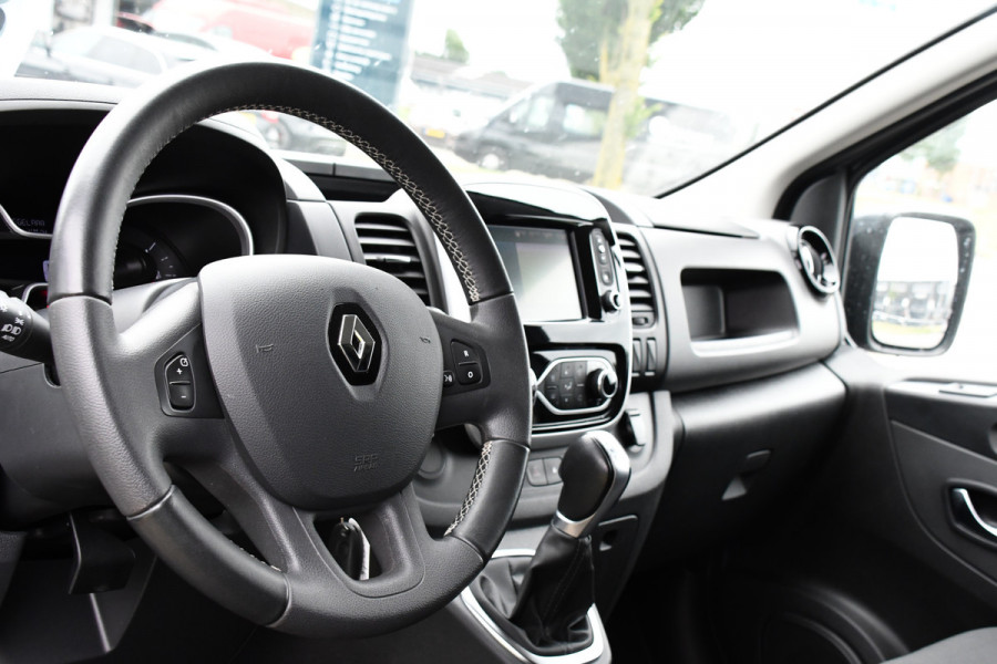 Renault Trafic 2.0 dCi 170 T29 L2H1 Luxe Cruise, Camera, Carplay, 170PK, Automaat, Trekhaak, LED, Trekhaak, Sensoren, Uniek!