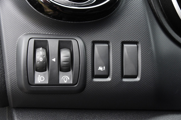 Renault Trafic 2.0 dCi 170 T29 L2H1 Luxe Cruise, Camera, Carplay, 170PK, Automaat, Trekhaak, LED, Trekhaak, Sensoren, Uniek!