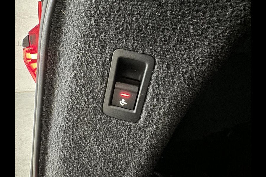 Audi A6 Avant 55 TFSI V6T Quattro S-Line Pano B&O Luchtv Sfeer NAP