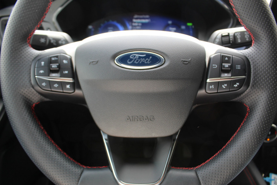 Ford Kuga 2.5-225pk PHEV ST-Line X. , Mooie Hoge zit , 1500kg Trekgewicht Hybride rijden voor een redelijke prijs ! Stoel- en voorraamverwarming, B&O soundsystem, navigatie, telefoonvoorb., metallic lak, LM wielen, side- en lane assist, camera v+a, adaptive cruise control, elektr. achterklep etc., etc.