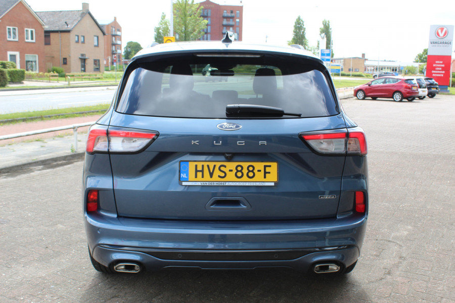 Ford Kuga 2.5-225pk PHEV ST-Line X. , Mooie Hoge zit , 1500kg Trekgewicht Hybride rijden voor een redelijke prijs ! Stoel- en voorraamverwarming, B&O soundsystem, navigatie, telefoonvoorb., metallic lak, LM wielen, side- en lane assist, camera v+a, adaptive cruise control, elektr. achterklep etc., etc.