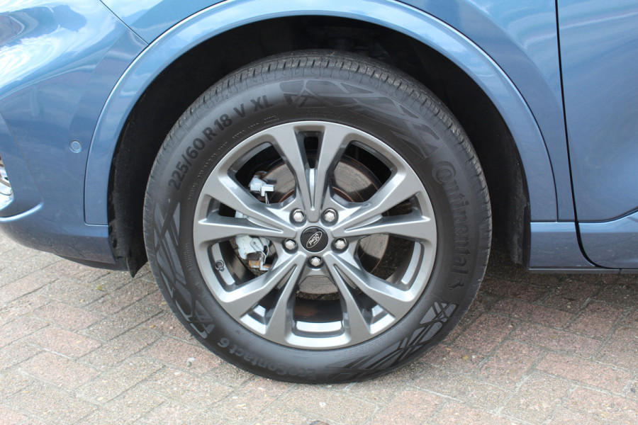 Ford Kuga 2.5-225pk PHEV ST-Line X. , Mooie Hoge zit , 1500kg Trekgewicht Hybride rijden voor een redelijke prijs ! Stoel- en voorraamverwarming, B&O soundsystem, navigatie, telefoonvoorb., metallic lak, LM wielen, side- en lane assist, camera v+a, adaptive cruise control, elektr. achterklep etc., etc.