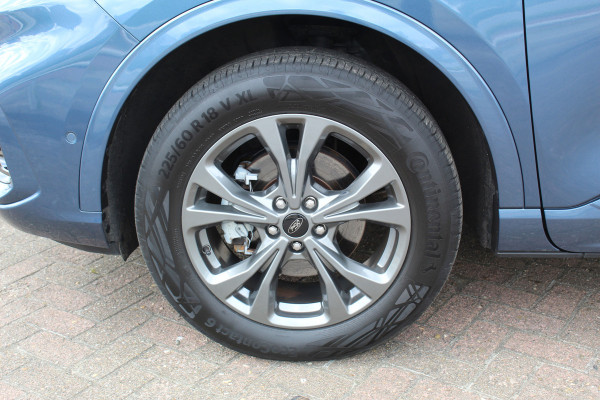 Ford Kuga 2.5-225pk PHEV ST-Line X. , Mooie Hoge zit , 1500kg Trekgewicht Hybride rijden voor een redelijke prijs ! Stoel- en voorraamverwarming, B&O soundsystem, navigatie, telefoonvoorb., metallic lak, LM wielen, side- en lane assist, camera v+a, adaptive cruise control, elektr. achterklep etc., etc.