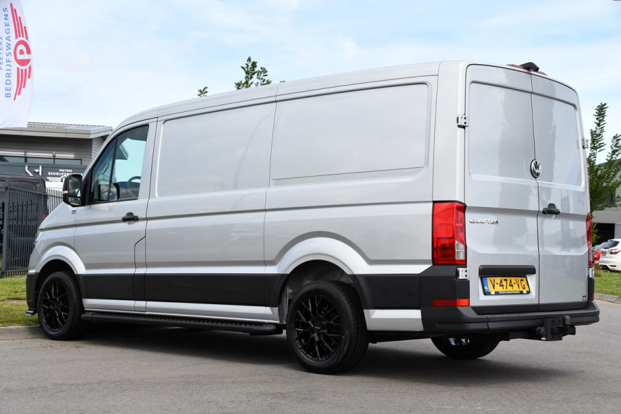 Volkswagen Crafter 2.0 TDI L3H2 Highline PB Edition Adaptieve Cruise, Camera, 360 Sensoren, Carplay, LED, Trekhaak, Automaat, Uniek!