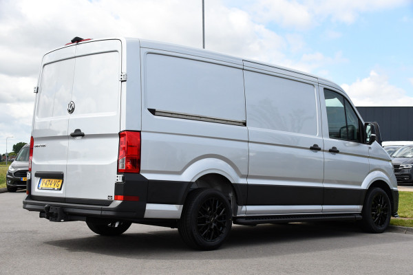 Volkswagen Crafter 2.0 TDI L3H2 Highline PB Edition Adaptieve Cruise, Camera, 360 Sensoren, Carplay, LED, Trekhaak, Automaat, Uniek!