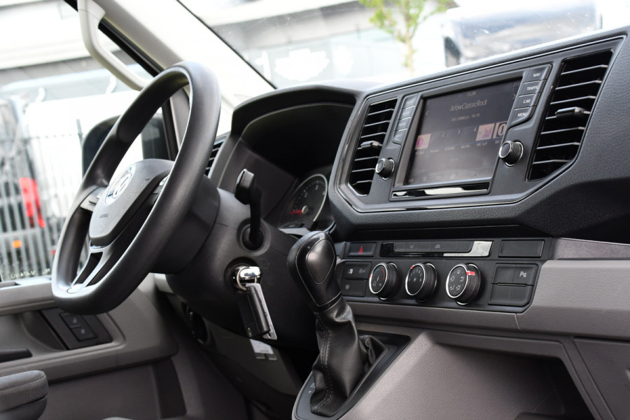Volkswagen Crafter 2.0 TDI L3H2 Highline PB Edition Adaptieve Cruise, Camera, 360 Sensoren, Carplay, LED, Trekhaak, Automaat, Uniek!