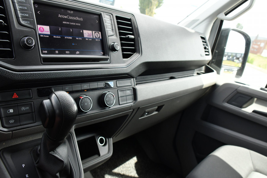 Volkswagen Crafter 2.0 TDI L3H2 Highline PB Edition Adaptieve Cruise, Camera, 360 Sensoren, Carplay, LED, Trekhaak, Automaat, Uniek!