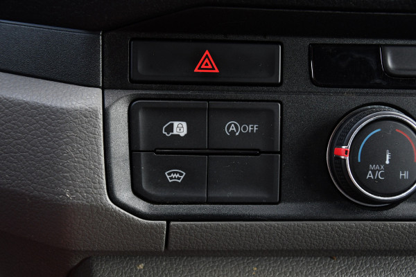 Volkswagen Crafter 2.0 TDI L3H2 Highline PB Edition Adaptieve Cruise, Camera, 360 Sensoren, Carplay, LED, Trekhaak, Automaat, Uniek!