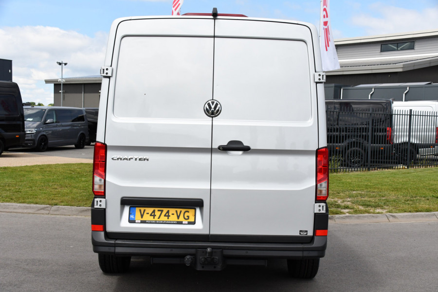 Volkswagen Crafter 2.0 TDI L3H2 Highline PB Edition Adaptieve Cruise, Camera, 360 Sensoren, Carplay, LED, Trekhaak, Automaat, Uniek!