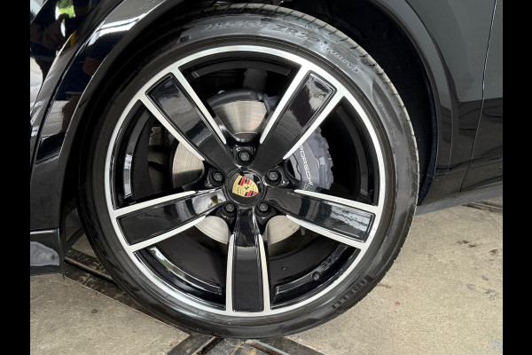 Porsche Cayenne 3.0 E-Hybrid Platinum Edition | Sportchrono | Luchtvering | SportDesign