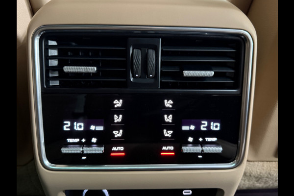 Porsche Cayenne 3.0 E-Hybrid Platinum Edition | Sportchrono | Luchtvering | SportDesign