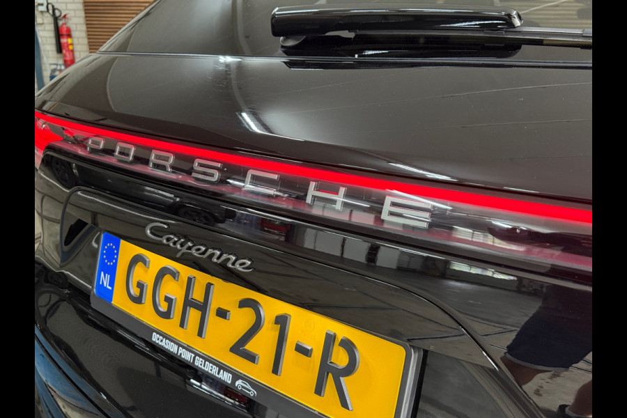 Porsche Cayenne 3.0 E-Hybrid Platinum Edition | Sportchrono | Luchtvering | SportDesign